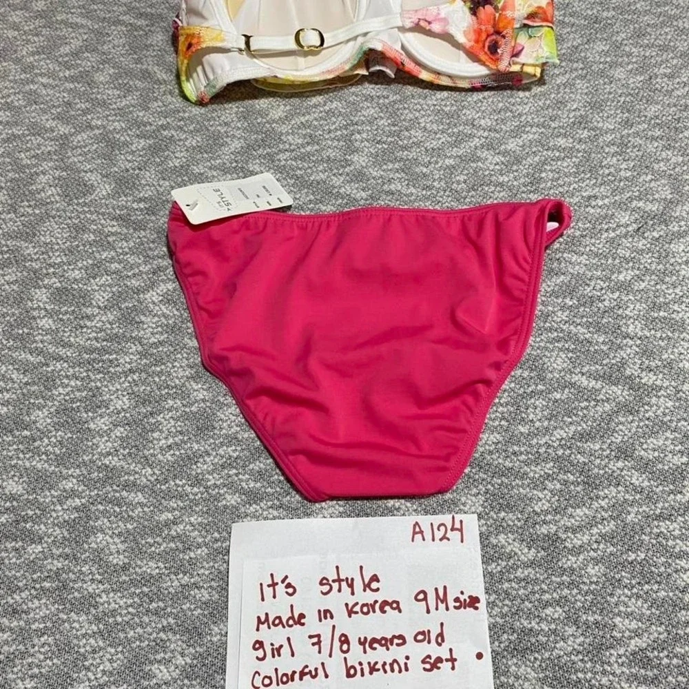 Coloured bikini‎ set:top/bottoms Made in Korea 9M=girl 7-8 years old. SKU-A124
